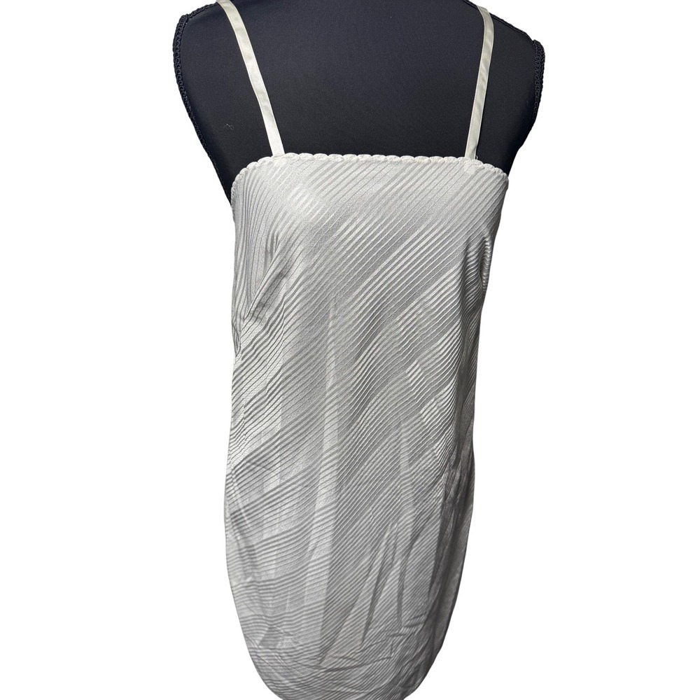 Avon Fashions Vintage White Pleated Slip Dress Scalloped Trim Petite Made in USA